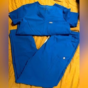 FIGS SCRUB SET- ROYAL BLUE